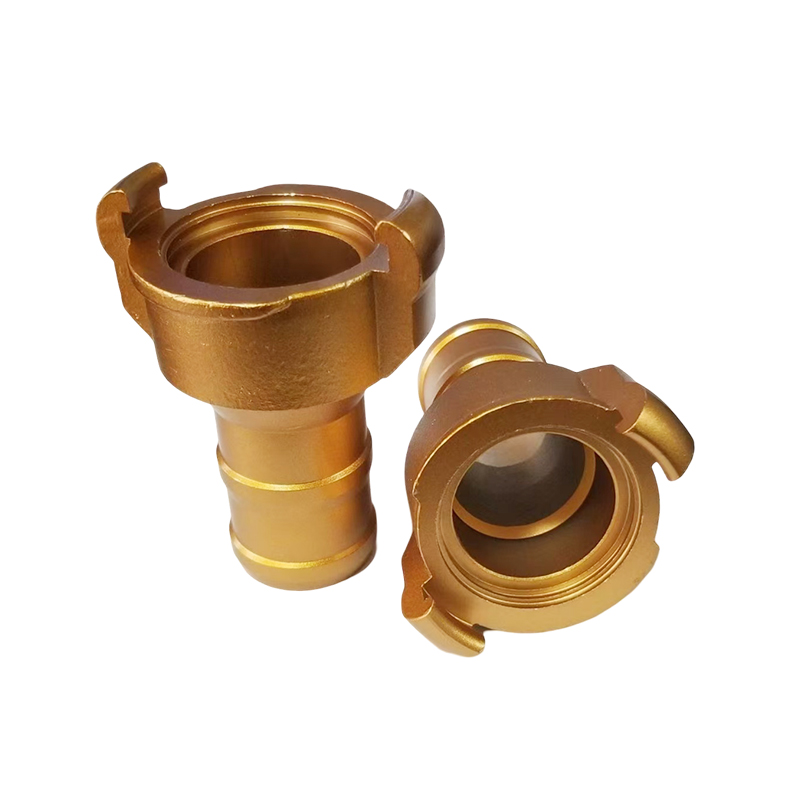 External Buckle Hose Interface